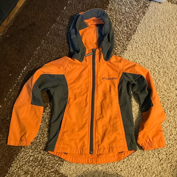 Columbia orange and grey jacket with a few marks on the cuff. - Picture 1 of 8